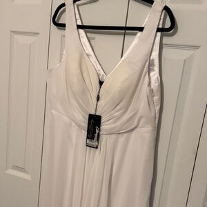 Ever Pretty Ivory Sleeveless Gown